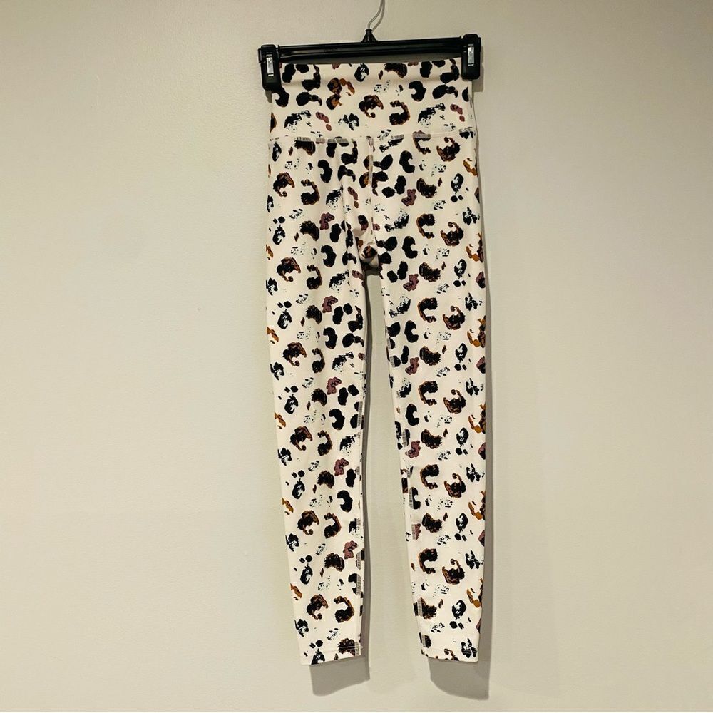 Sage Collective Leopard Print High Waist 7/8 Knit Legging Size XS - Picture 2 of 6